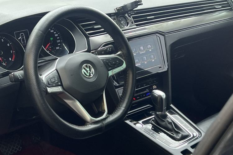 Used Volkswagen Magotan 2020 330TSI DSG Leading Model