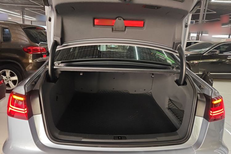 Used Audi A6L 2018 30th Anniversary Edition 35 TFSI Fashion Model
