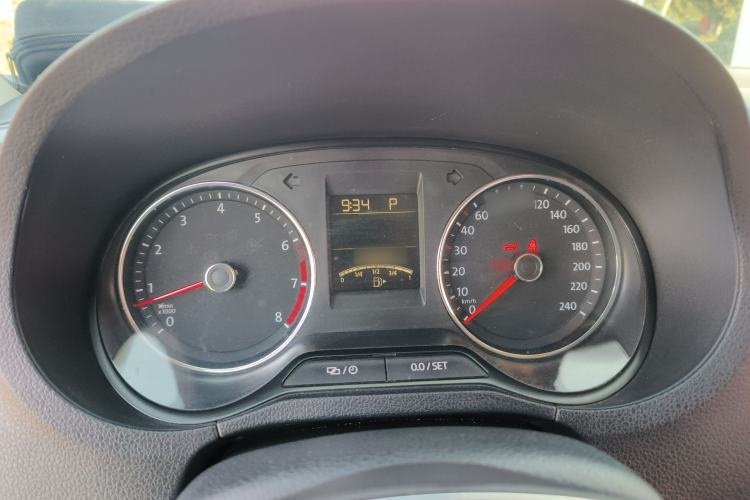 Used Volkswagen Polo 2016 1.6L Automatic Comfort Model
