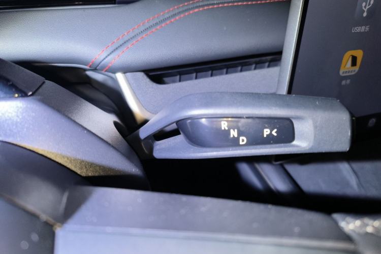 Used Xiaomi Auto SU7 2024 Four-Wheel Drive Ultra-Long Range Advanced Intelligent Driving Max Edition