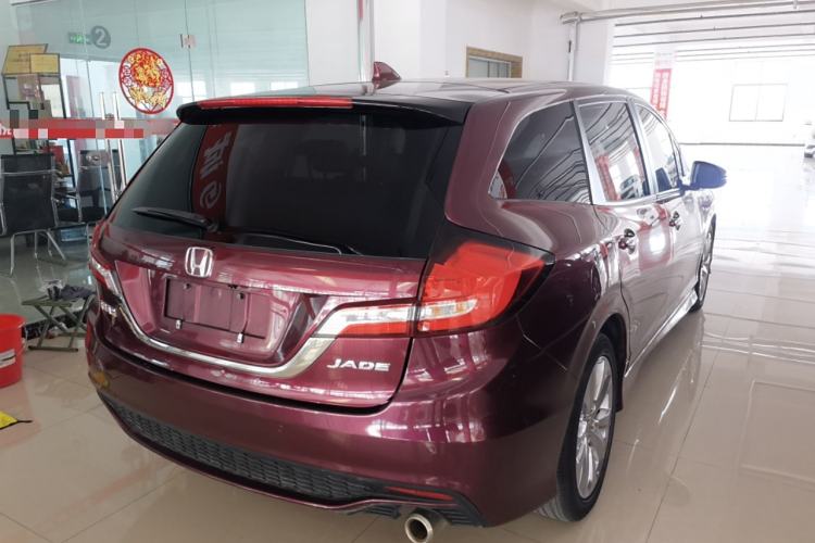 Used Honda Jade 2017 1.8L automatic Comfort version 5 seats
