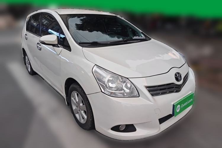 Used Toyota Verso 2014 Starlight 180E CVT Elite Edition Front Right 45 Deg