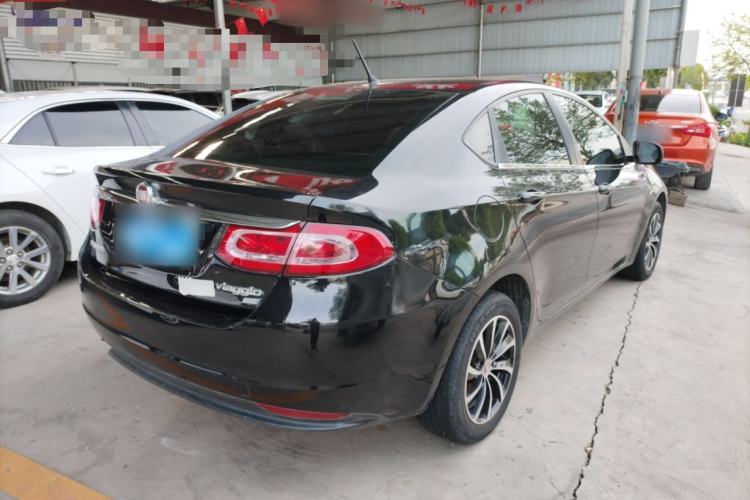 Used Fiat Viaggio 2015 1.4T Manual Enjoyment Edition Rear Right 45 Deg