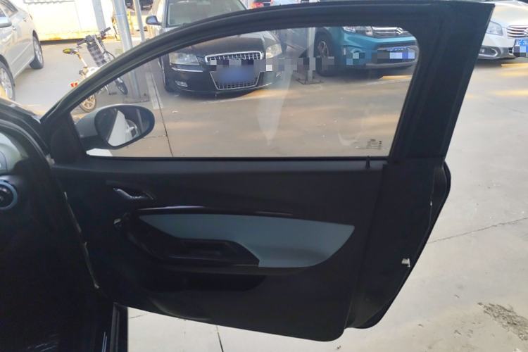 Used Chery New Energy Little Ant 2022 Revised Version Sweet Pink Edition Half-Sugar Version Lithium Iron Phosphate 30.7 kWh 30 kW 301 km Interior 5