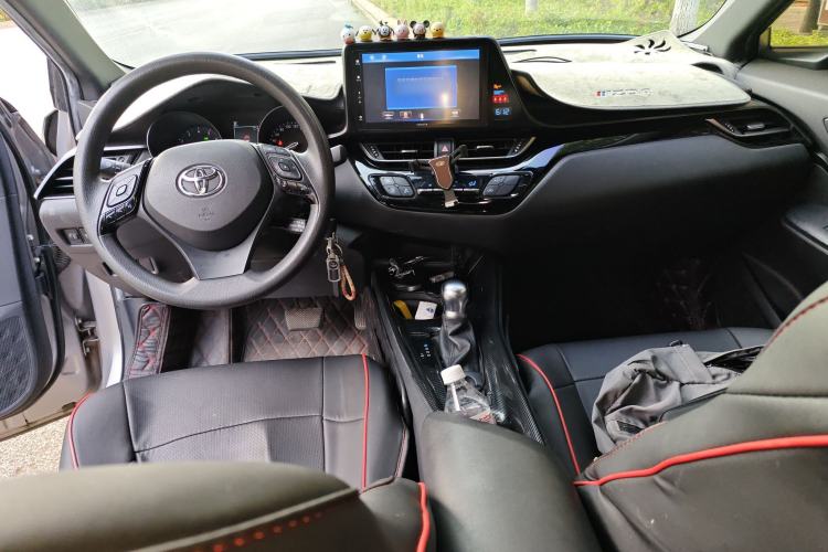 Used Toyota IZOA 2018 2.0L Yidong Version China V Standard