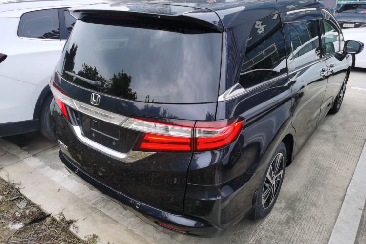 Used Honda Odyssey 2015 Updated Version 2.4L Smart Edition Rear Right 45 Deg