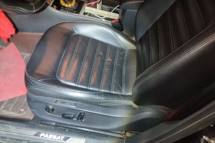 Used Volkswagen Passat 2015 1.8TSI DSG Prestige Edition Left Front Seat