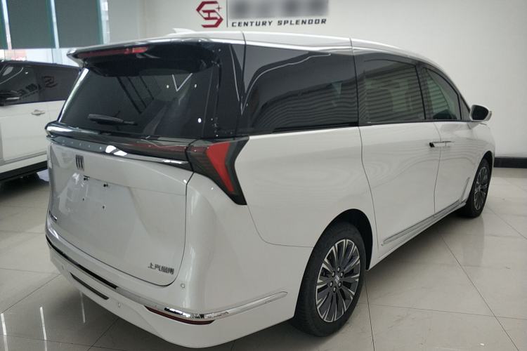 Used Buick GL8 2025 Lu Zun Smart Enjoyment Edition Rear Right 45 Deg