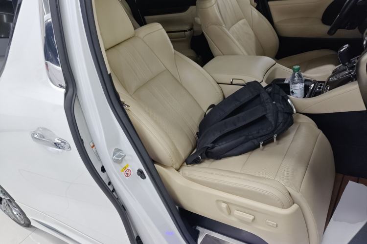 Used Toyota Alphard 2018 Revised Version 3.5L Premium Edition