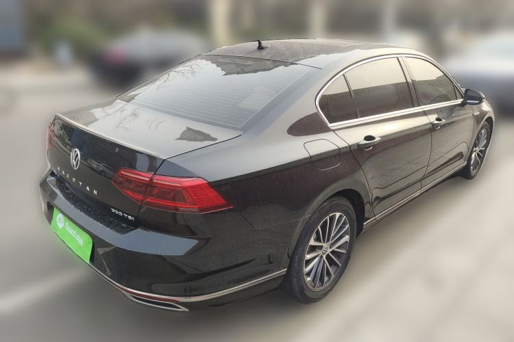 Used Volkswagen Magotan 2020 330TSI DSG Luxury Edition Rear Right 45 Deg