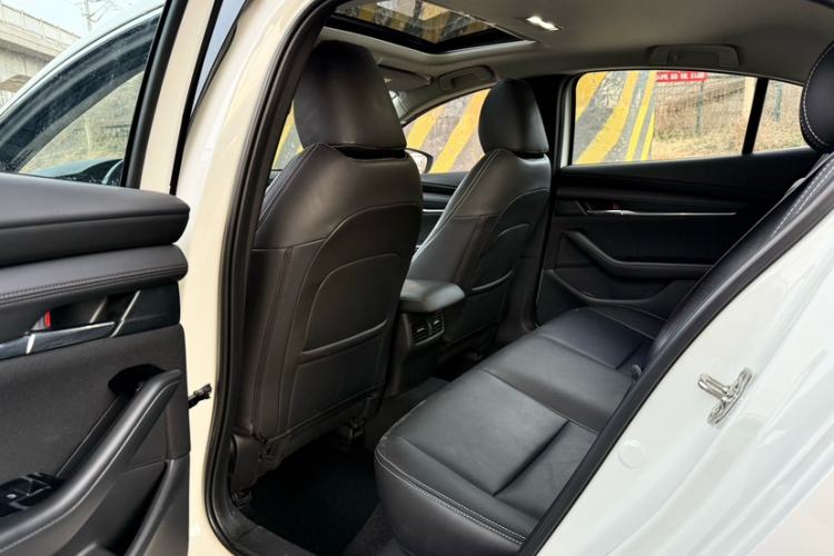 Used Mazda Mazda 3 Axela 2023 2.0L Automatic ZhiXuan Edition
