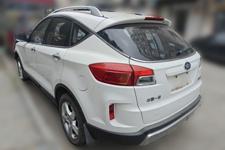 Used Bestune X80 2013 2.0L automatic comfort version
