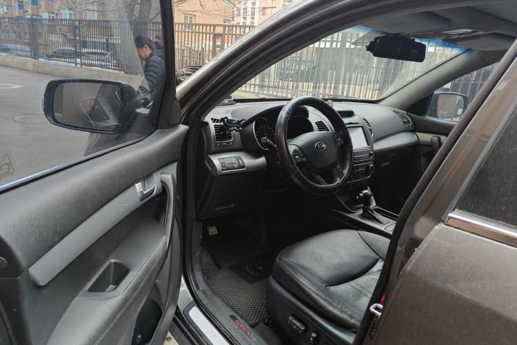 Used Kia Sorento 2013 2.4L 5-seat Gasoline Luxury Edition
