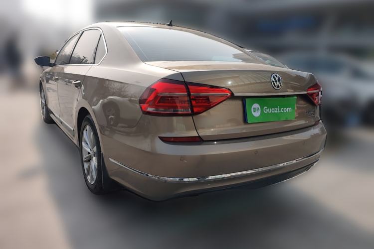 Used Volkswagen Passat 2016 330TSI DSG Luxury Edition Rear Left 45 Deg