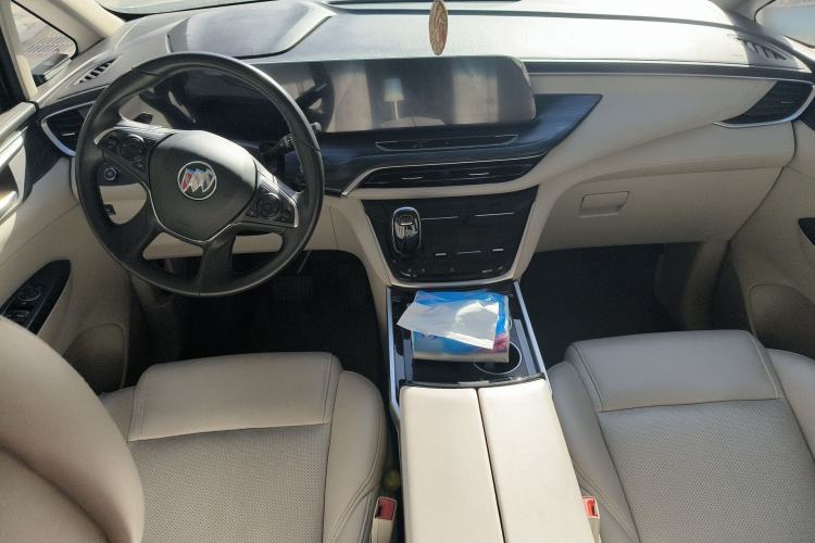 Used Buick GL8 2020 ES Land Cruiser 653T Comfort Edition Center Console