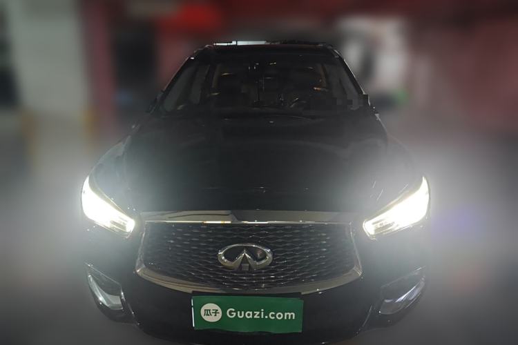 Used Infiniti QX60 2018 2.5 S/C Hybrid Two-Wheel-Drive Champion Family Edition
