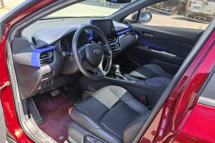 Used Toyota IZOA 2018 2.0L Yichi Edition China V Standard