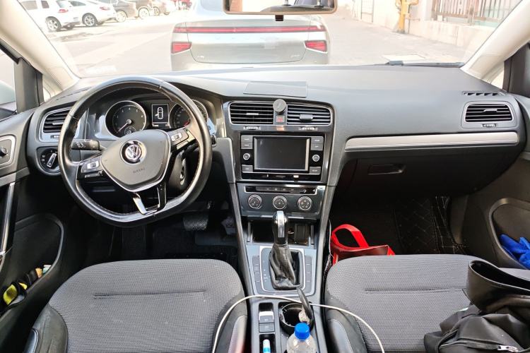 Used Volkswagen Golf 2018 230TSI Automatic Comfort Model
