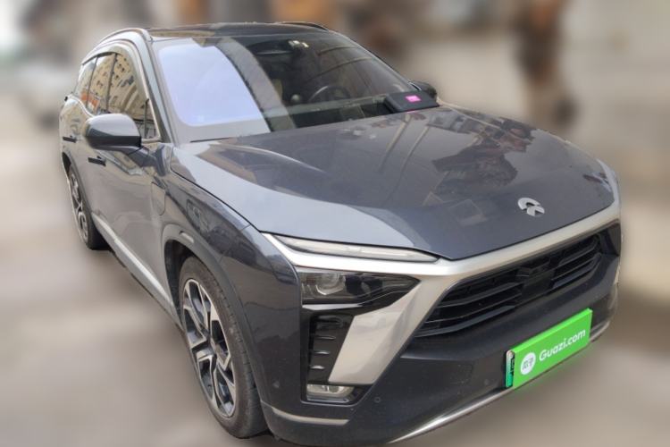 Used Nio ES8 2020 415 KM Signature Edition 7-Seater Version Front Right 45 Deg