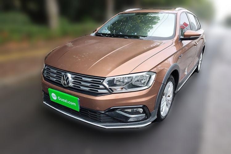 Used Volkswagen C-TREK 2017 230TSI DSG Comfort Version