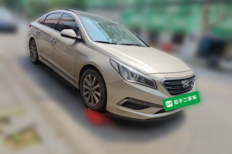 Used Hyundai Sonata 2015 1.6T GX Comfort Model Front Right 45 Deg