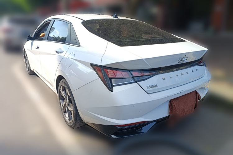 Used Hyundai Elantra 2021 1.5L CVT GLX Elite Edition Rear Left 45 Deg