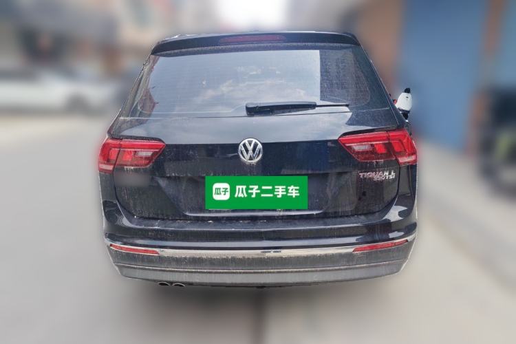 Used Volkswagen Tiguan L 2019 Updated Version 330TSI Automatic Two-Wheel Drive Panoramic Comfort Edition China VI Standard Rear
