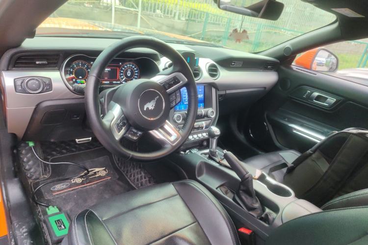 Used Ford Mustang 2020 2.3L EcoBoost Center Console