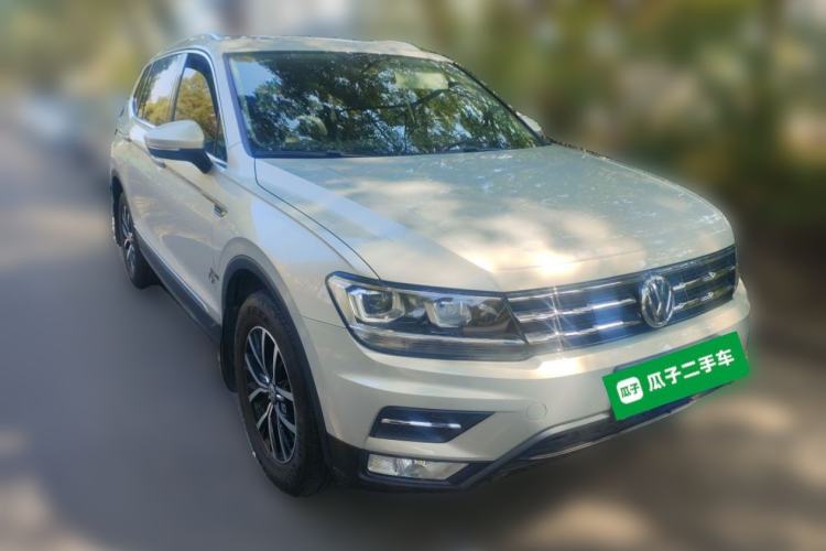 Used Volkswagen Tiguan L 2017 330TSI Automatic Two-Wheel Drive Luxury Edition
