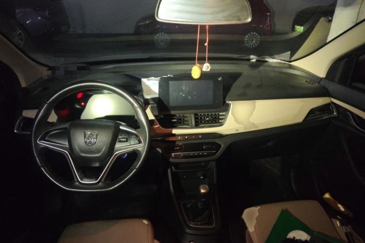 Used Baojun 360 2018 1.5L Manual Luxury Edition China V Center Console