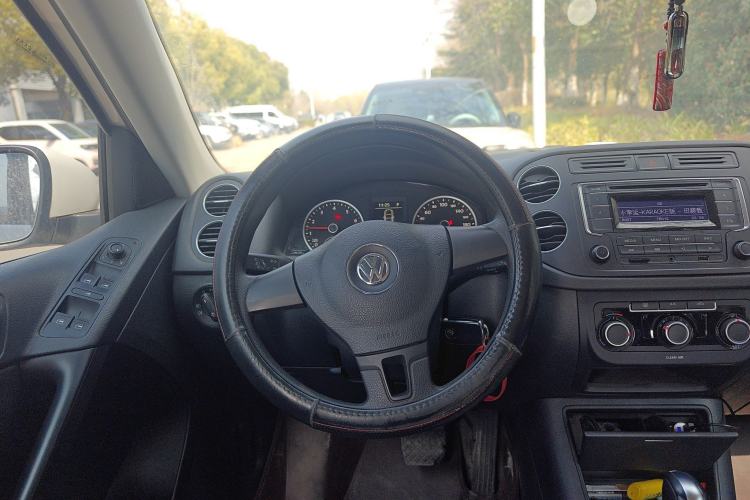 Used Volkswagen Tiguan L 2017 300TSI Automatic Two-Wheel Drive Silk Road Luxury Edition