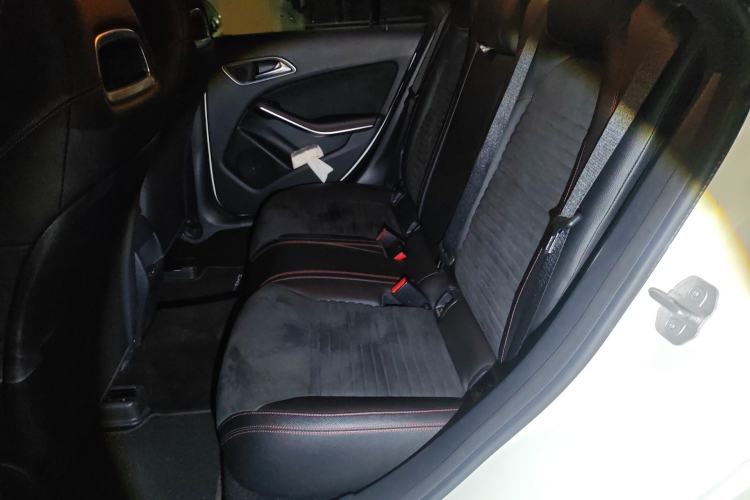 Used Mercedes-Benz CLA 2015 CLA 220 4MATIC
