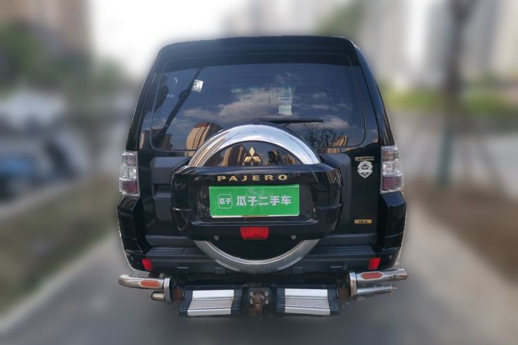 Used Mitsubishi Pajero 2012 3.0L Luxury Edition
