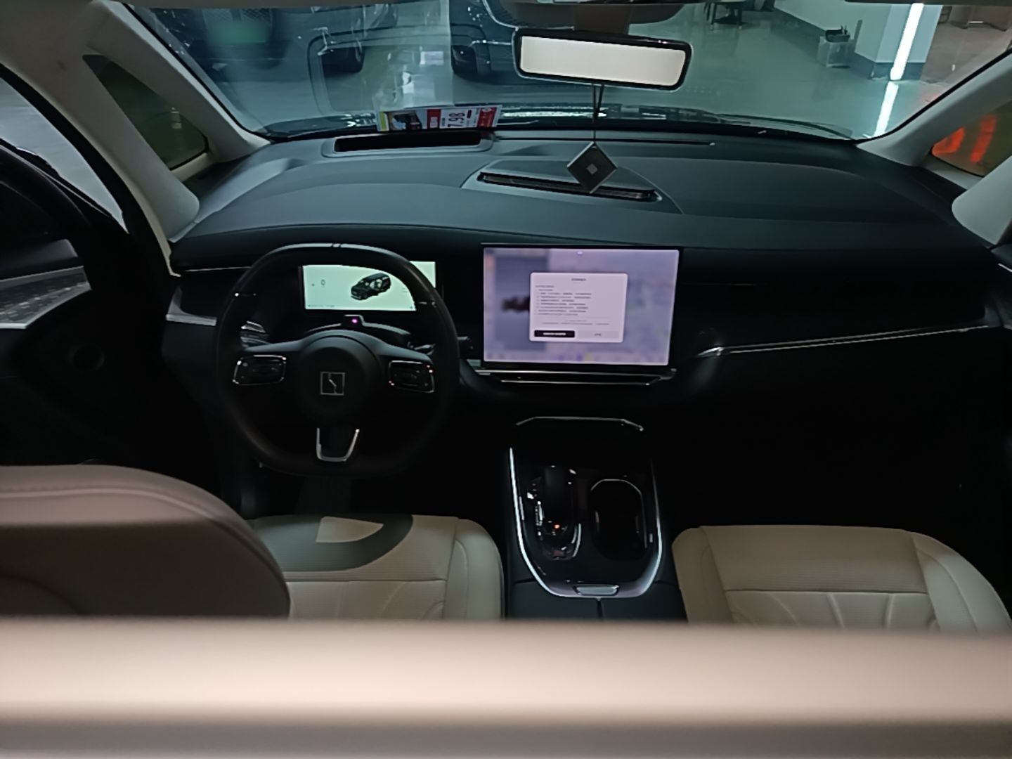 Zeekr 009 2024 GAC Trumpchi — снимка 12