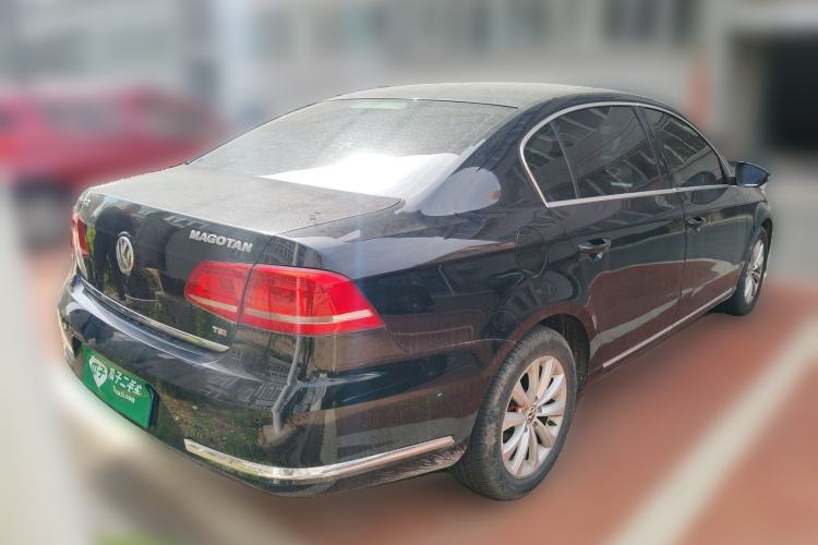 Used Volkswagen Magotan 2013 1.8TSI Premier Model Rear Right 45 Deg