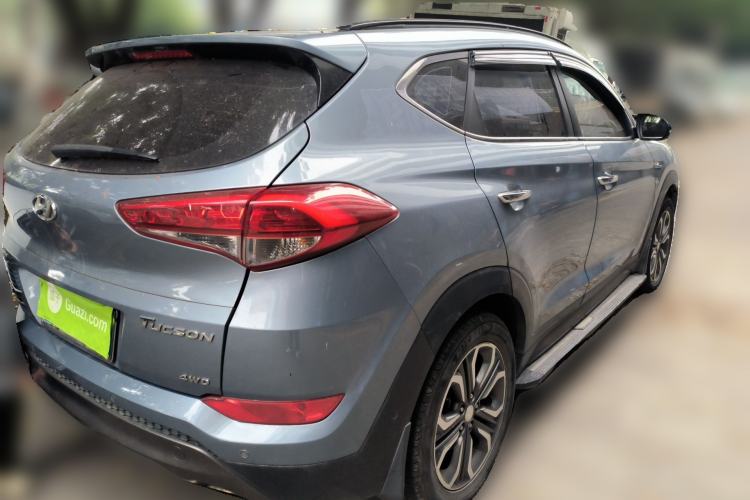 Used Hyundai Tucson 2015 1.6T Dual-Clutch Four-Wheel Drive Flagship Model
