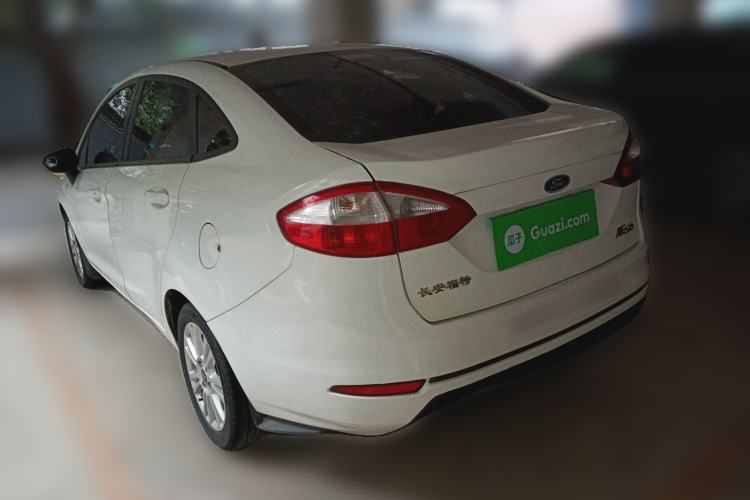 Used Ford Fiesta 2013 Sedan 1.5L Automatic Fashion Edition