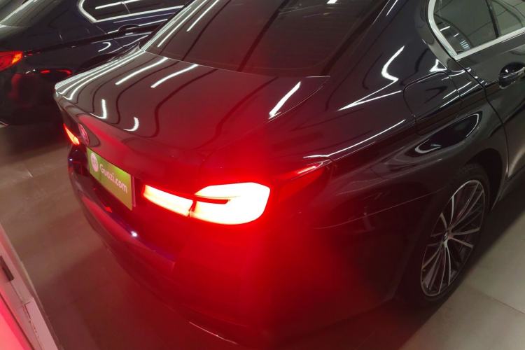 Used BMW 5 Series 2022 Second Facelift 530Li Leading Edition M Sport Package
