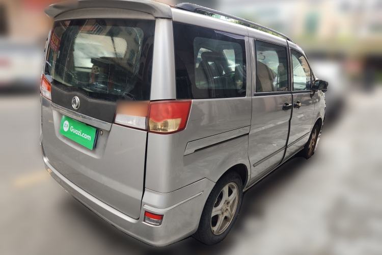 Used Dongfeng Shuaike 2013 Revised Version 1.5L Manual Comfort Trim 7 Seats China IV Standard