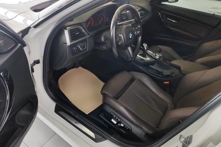 Used BMW 3 Series 2018 320Li Leading Model M Sport Package
