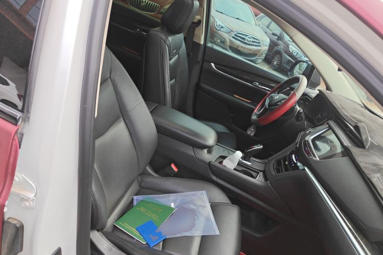 Used Cadillac XT5 2018 25T Luxury Model