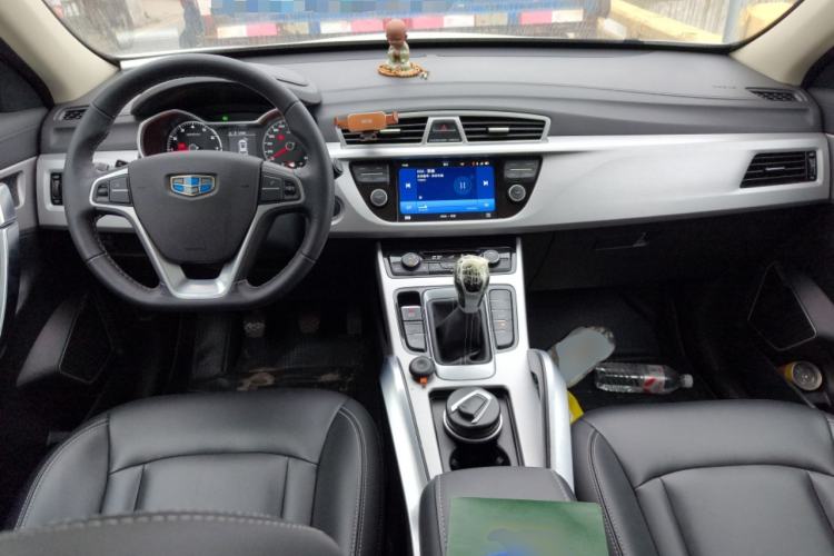 Used Geely Auto Emgrand X7 Sport 2016 2.0L Manual ZhiShang Version
