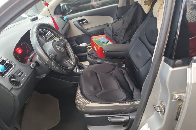 Used Volkswagen Polo 2012 1.6L Cross Polo Automatic Transmission Left Front Seat