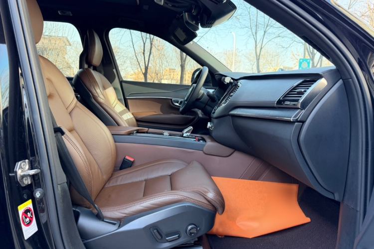 Used Volvo XC90 2022 B6 Zhiya Luxury 7-Seater