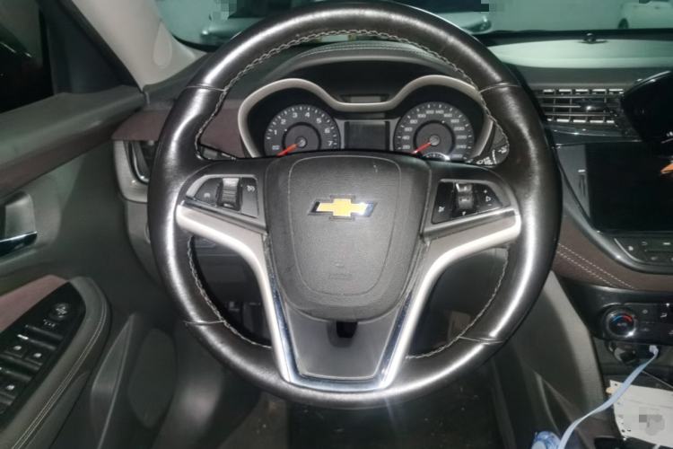 Used Chevrolet Malibu 2018 530T Automatic Luxury Edition Steering Wheel