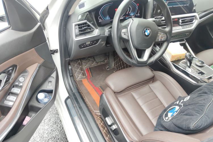 Used BMW 3 Series 2020 320i Sport Package Driver Seat