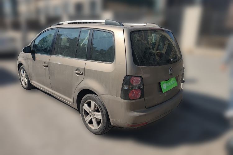 Used Volkswagen Touran 2015 1.4T Manual Fashion Edition 5-Seater
