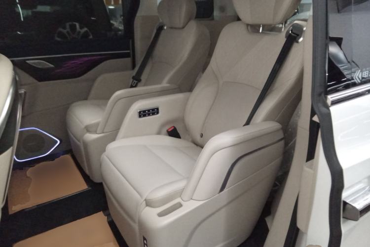 Used Wey Gaoshan 2023 Four-Wheel Drive Flagship Edition
