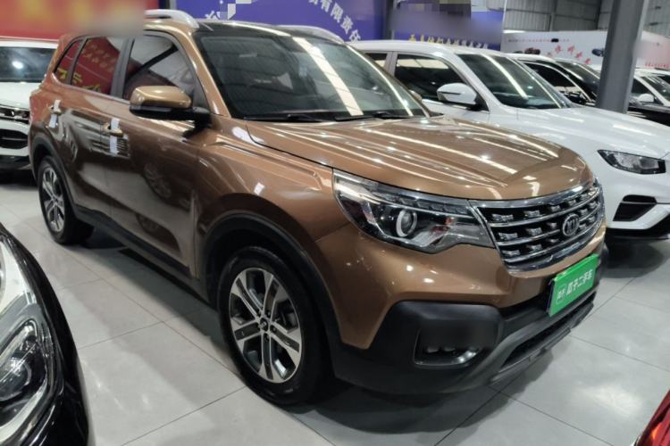 Used Kia Sportage R 2019 2.0L Automatic Smart Luxury Edition Front Right 45 Deg