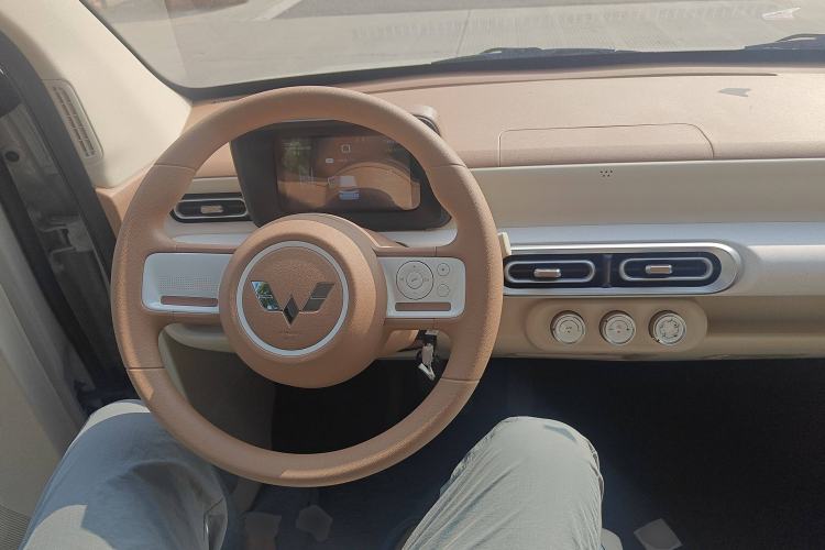 Used Wuling Hongguang MINIEV 2024 3rd Generation 215km Youth Edition